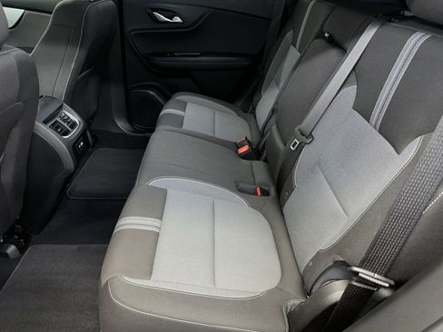 Used 2023 Chevrolet Blazer LT image 18