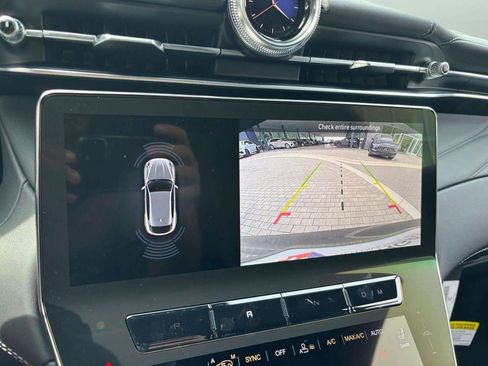 New 2025 Maserati Grecale Modena image 21