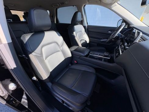 Used 2022 Nissan Pathfinder SL image 30