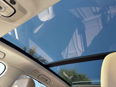 Used 2023 Audi Q7 3.0T Prestige image 32