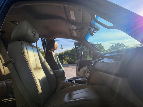 Used 2012 Chevrolet Avalanche LT w/ Texas Edition RWD image 29