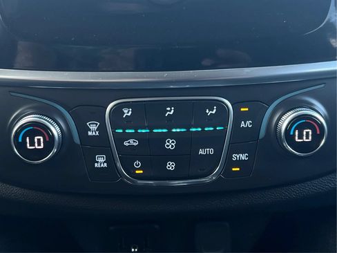 Used 2021 Chevrolet Traverse LS w/ LPO, Floor Liner Package AWD/4WD image 38