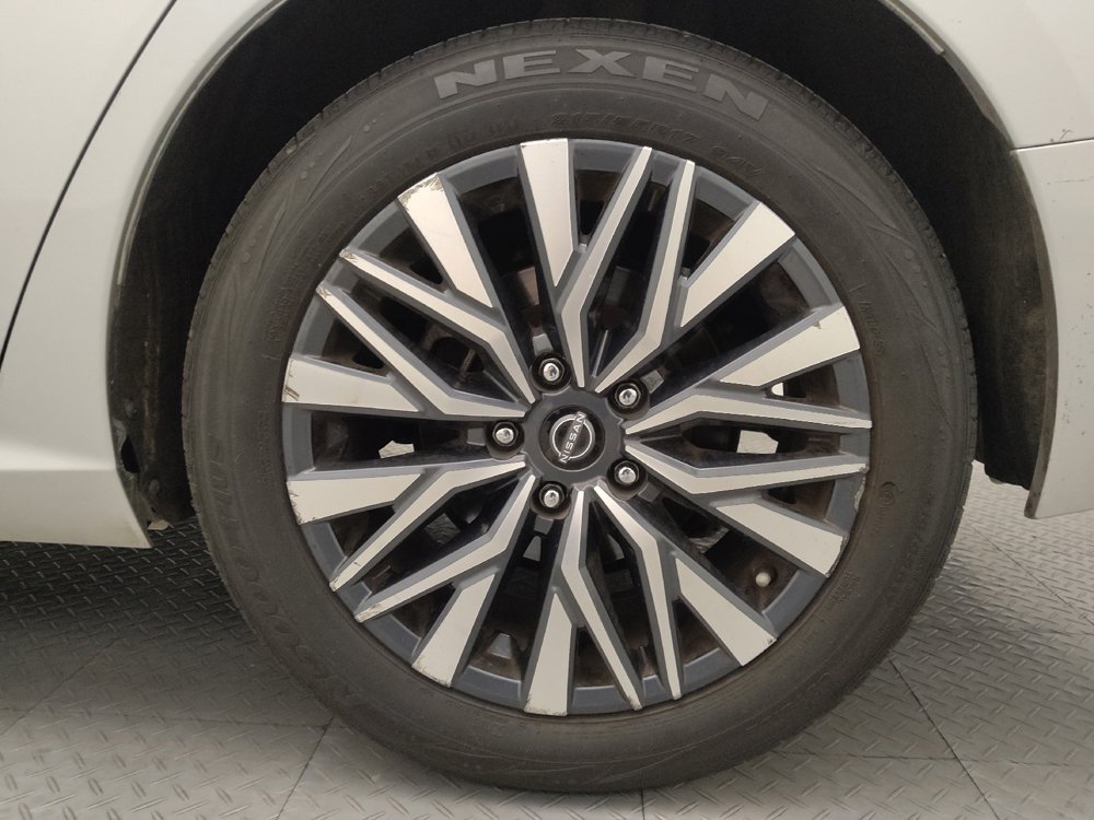 Used 2023 Nissan Altima 2.5 SV FWD image 31