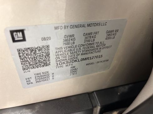 Used 2021 GMC Yukon Denali w/ Denali Premium Package image 40