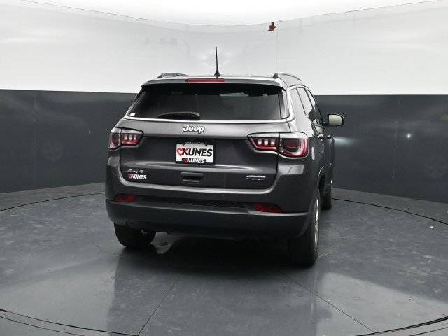 Used 2024 Jeep Compass Latitude AWD/4WD image 7