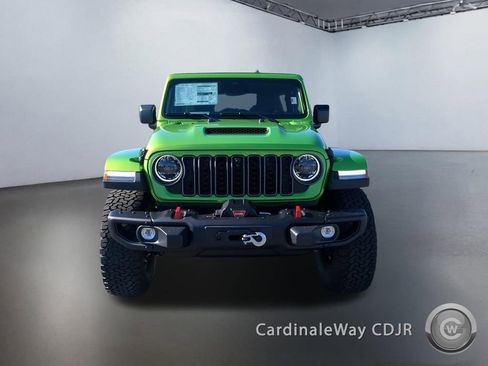 Used 2026 Jeep Wrangler Unlimited Rubicon AWD/4WD image 2