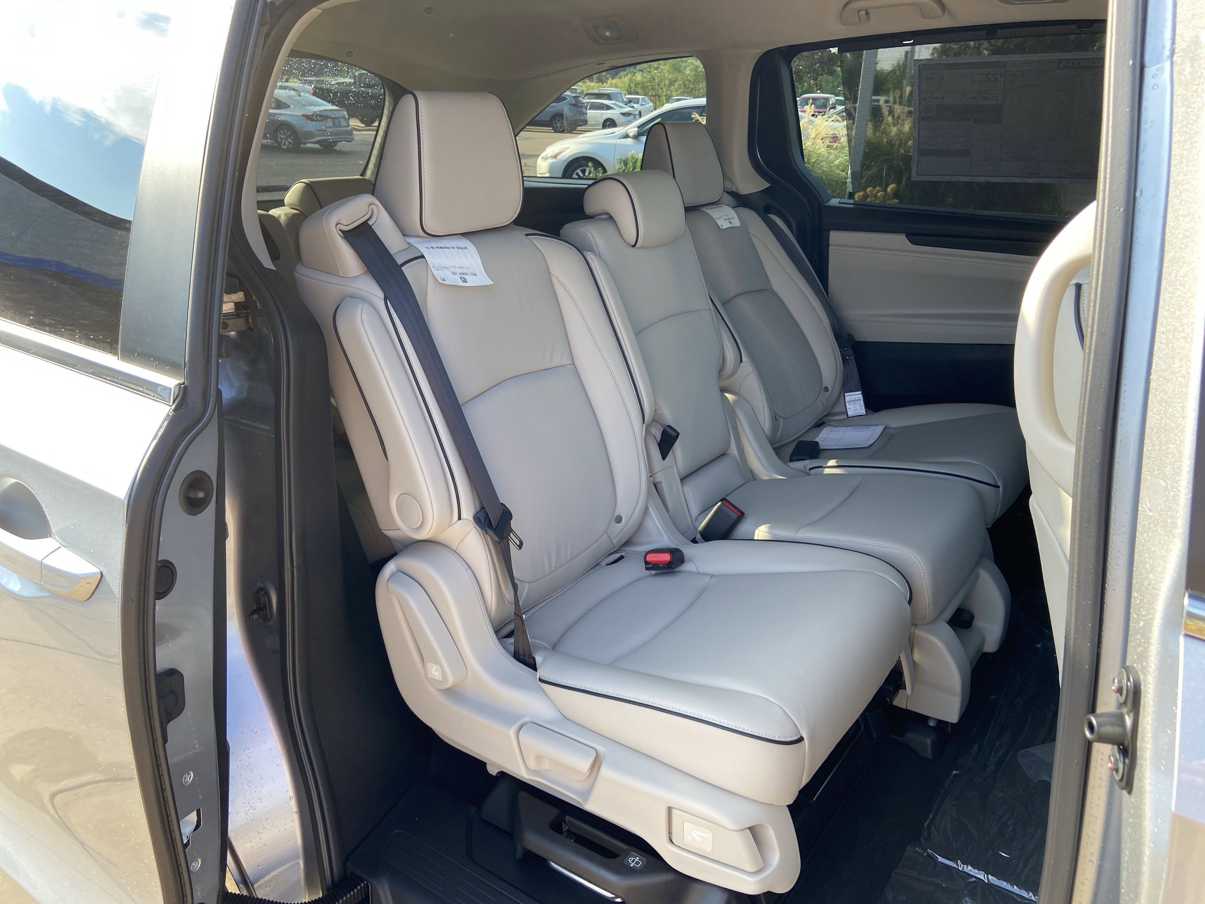 New 2026 Honda Odyssey Touring image 17