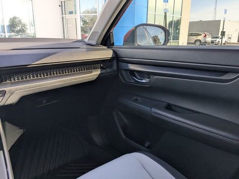 Used 2025 Honda CR-V EX image 16