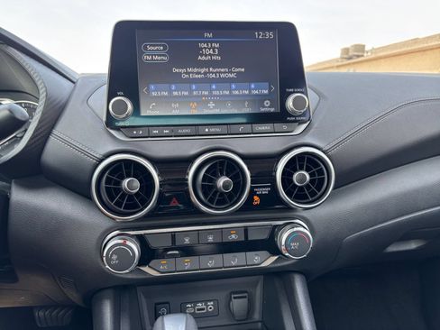 Used 2025 Nissan Sentra SV FWD image 20