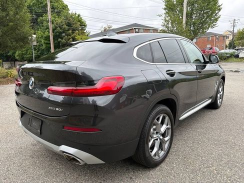 Used 2024 BMW X4 xDrive30i AWD/4WD image 7