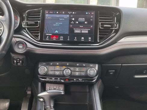 Used 2024 Dodge Durango GT AWD/4WD image 13