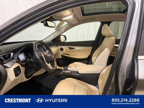 Used 2021 INFINITI QX50 Essential w/ Convenience Package image 23