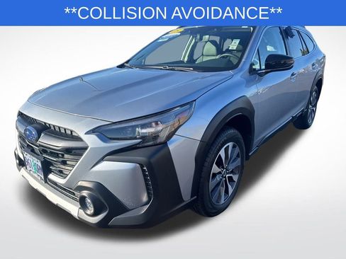 Used 2025 Subaru Outback Limited image 3