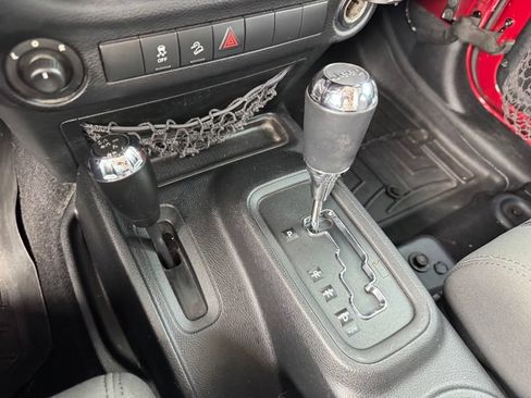 Used 2012 Jeep Wrangler Unlimited Sport AWD/4WD image 17