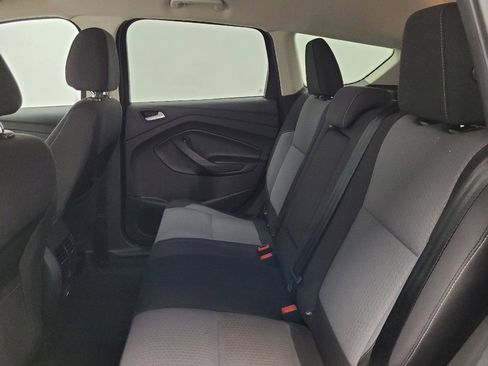 Used 2017 Ford Escape SE image 18