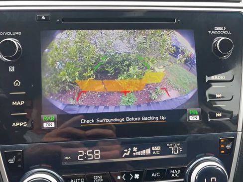 Used 2018 Subaru Outback 2.5i Limited image 17