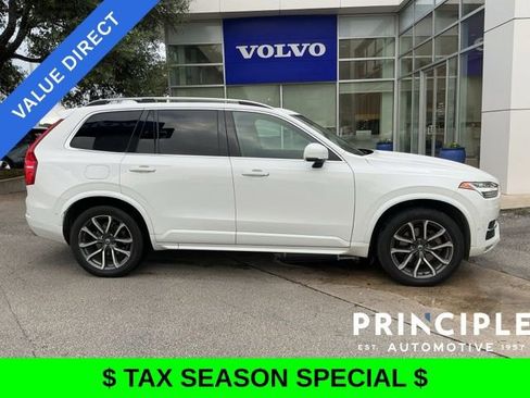 Used 2016 Volvo XC90 T6 Momentum w/ Momentum Plus Package AWD/4WD image 3