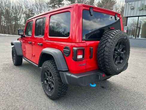 Used 2023 Jeep Wrangler Unlimited w/ Cold Weather Group image 6