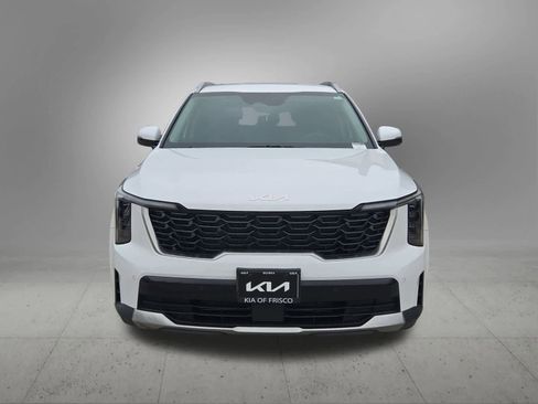 Certified 2025 Kia Sorento S image 9
