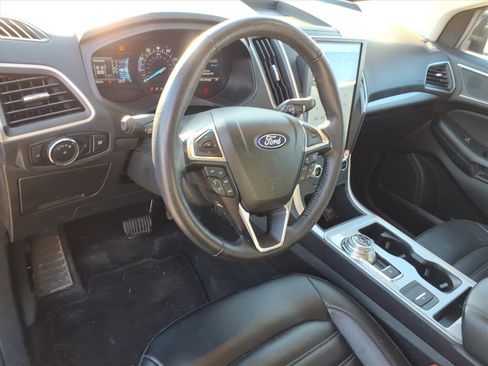 Used 2023 Ford Edge SEL image 8