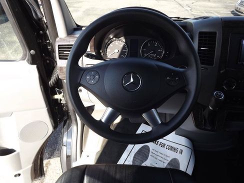 Used 2014 Mercedes-Benz Sprinter 3500 image 20