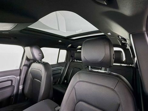 Used 2022 Land Rover Defender 110 S AWD/4WD image 14