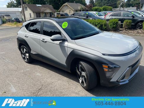 Used 2024 Hyundai Kona Limited FWD image 12
