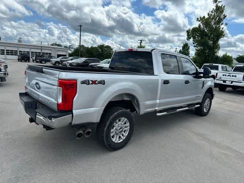 Used 2017 Ford F250 XLT AWD/4WD image 18