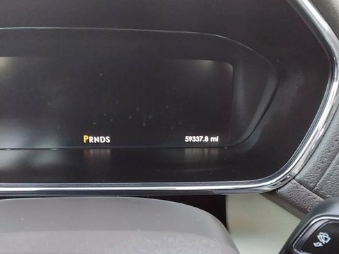 Used 2017 Lincoln Continental Reserve w/ Technology Package image 11