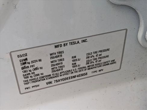 Used 2022 Tesla Model Y Long Range image 15