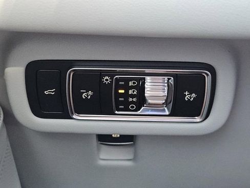 New 2026 Lincoln Nautilus Premier image 12