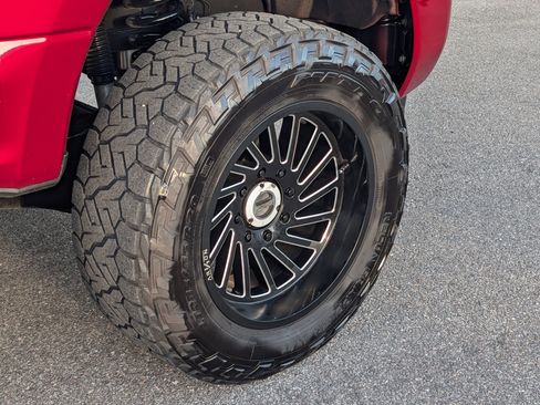 Used 2019 Ford F250 Lariat image 12