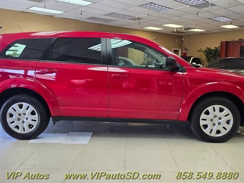 Used 2013 Dodge Journey American Value Package FWD image 5