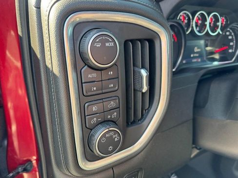 Used 2022 Chevrolet Silverado 1500 RST AWD/4WD image 15