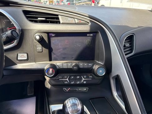 Used 2016 Chevrolet Corvette Stingray Coupe RWD image 8