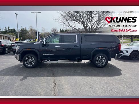Used 2025 GMC Sierra 2500 SLT w/ SLT Premium Package image 10