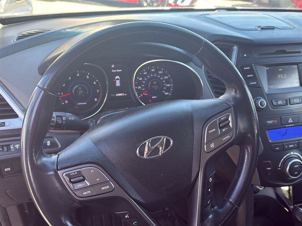 Used 2013 Hyundai Santa Fe Sport FWD image 16