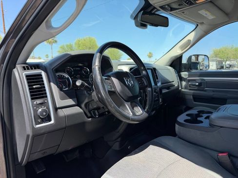 Used 2017 RAM 2500 Big Horn w/ Sport Appearance Group AWD/4WD image 17
