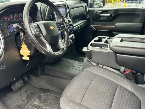 Used 2021 Chevrolet Silverado 2500 LT w/ Fleet Comfort Package image 12