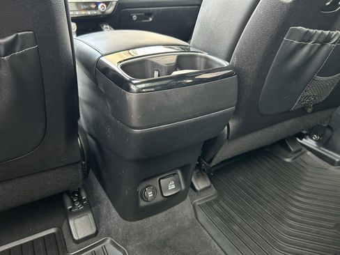 Used 2024 Kia Telluride SX Prestige X-Pro AWD/4WD image 15