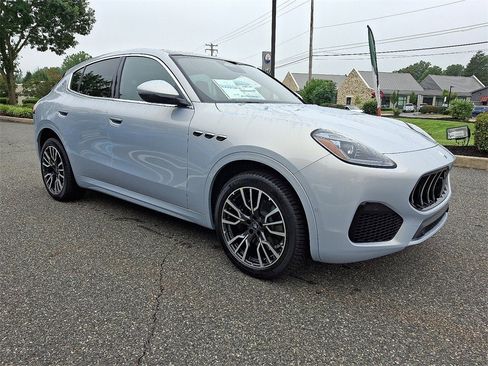 New 2025 Maserati Grecale GT image 23