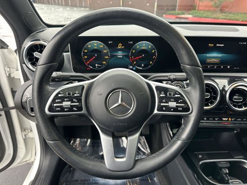 Used 2019 Mercedes-Benz A 220 image 15