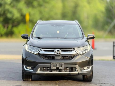 Used 2017 Honda CR-V Touring image 2