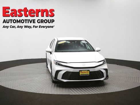 Used 2025 Toyota Camry SE FWD image 52