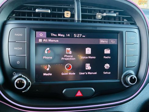 Used 2023 Kia Soul LX w/ LX Technology Package FWD image 28