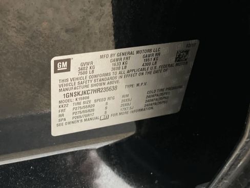 Used 2017 Chevrolet Suburban Premier image 28