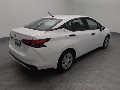 Used 2023 Nissan Versa S w/ Trunk Package FWD image 9