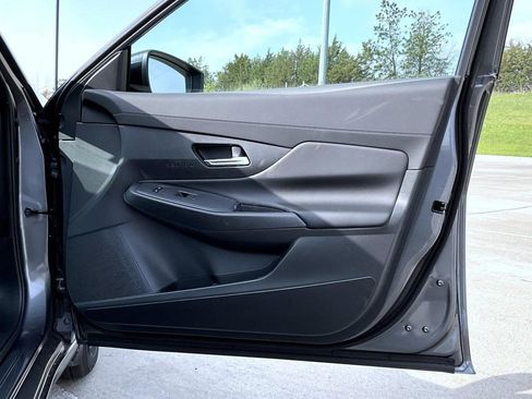 New 2026 Nissan Sentra SV FWD image 17
