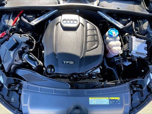 Used 2018 Audi A4 2.0T Ultra Premium Plus w/ Premium Plus Package image 31