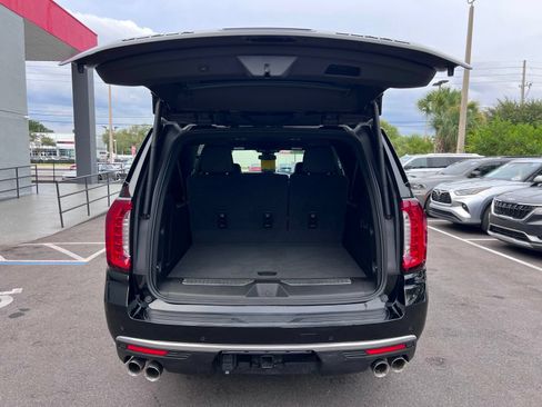 Used 2024 GMC Yukon XL Denali AWD/4WD image 18